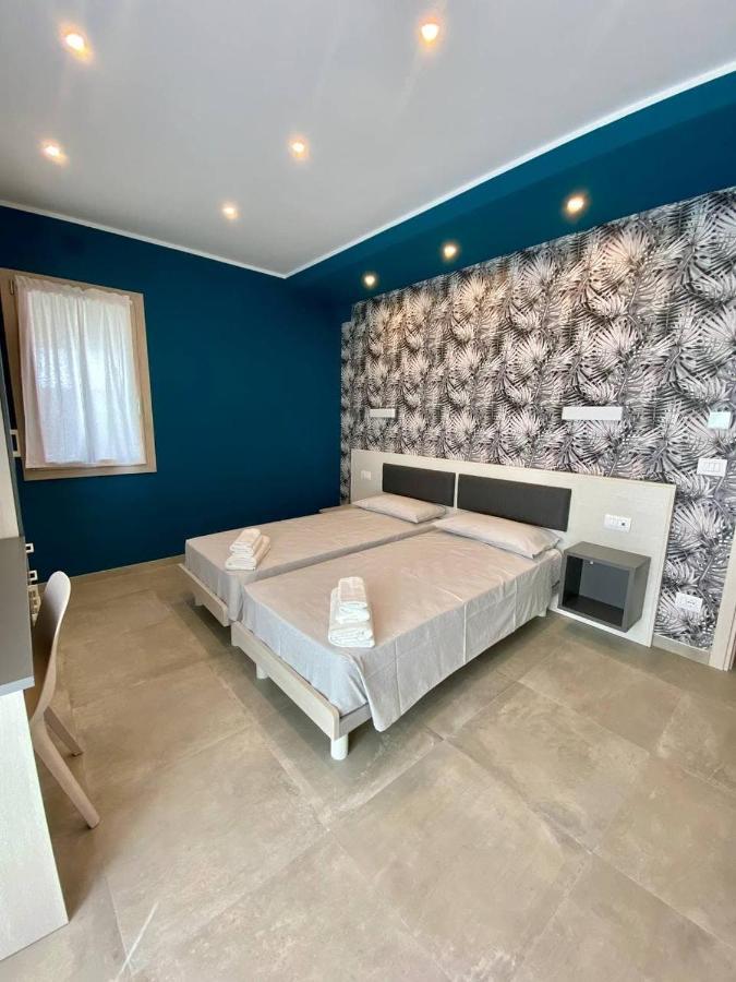 Marina dʼAndora Floridida Rooms & Breakfast מראה חיצוני תמונה